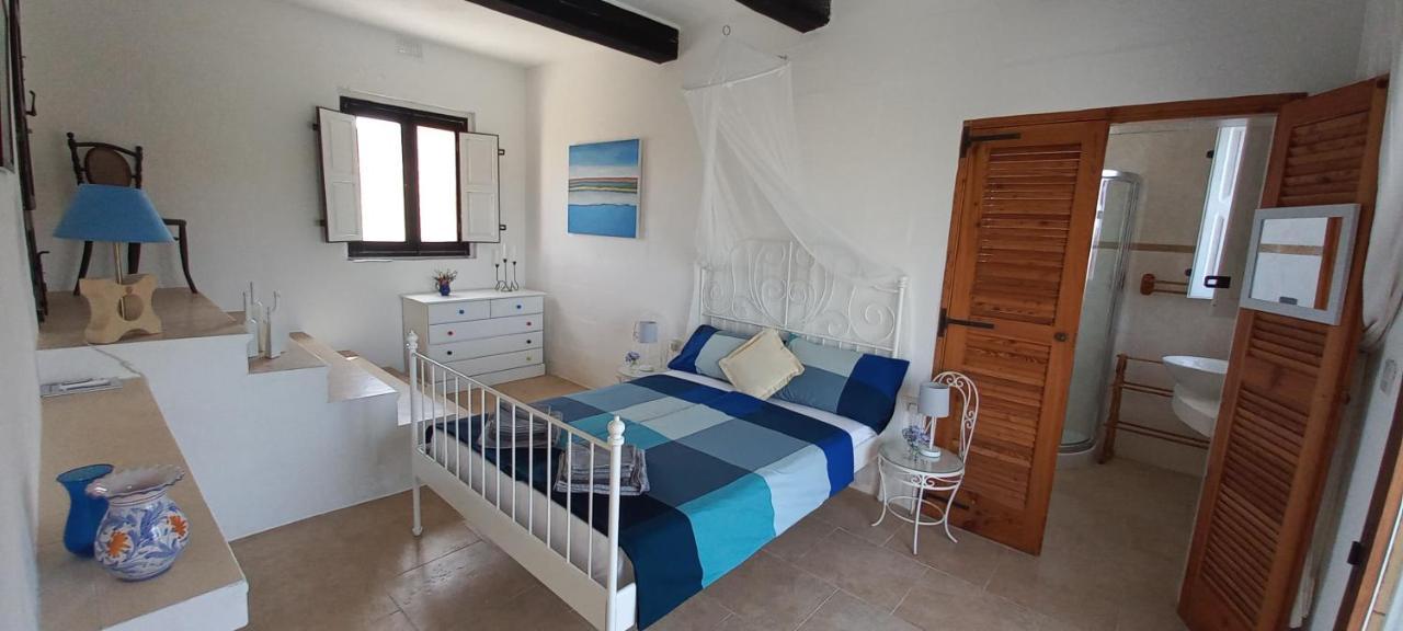 Dar Ta' Xmun - Idyllic Farmhouse With Pool, Garden, Seaview & Sunset San Lawrenz Exterior photo